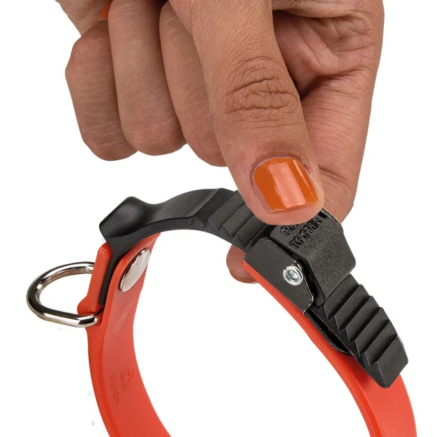 Еластичний нашийник з системою мікрорегулюванням Ferplast Ergoflex C15 / 25 Orange для собак