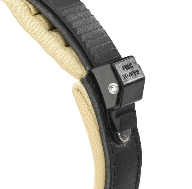 Шкіряний нашийник з металевими аплікаціями Giotto Luxor Black C30 / 58 для собак, A: 50 ÷ 58 см - B: 30 мм