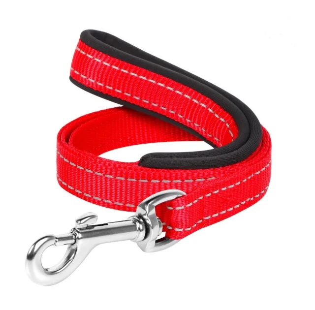 Нейлоновий поводок Dog Extreme c прорезініной ручкою для собак 14 мм, 122 см, червоний