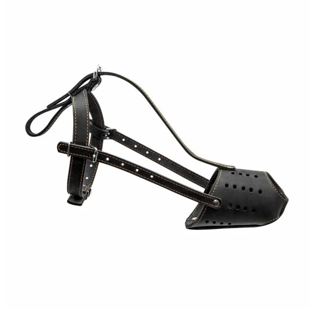 Намордник 654 для доберманов, твердый, черный