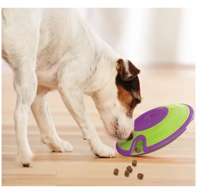 Интерактивная игрушка для собак Nina Ottoson Лабиринт для лакомств, зелёная, 20 см
