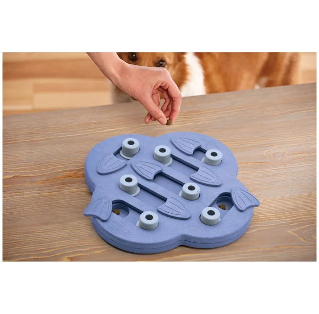 Интерактивная игрушка для собак Nina Ottoson Тайник, фиолетовая, 33×33×5 см