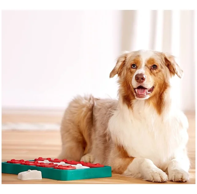 Интерактивная игрушка для собак Nina Ottoson Dog Brick, 21×31×3 см