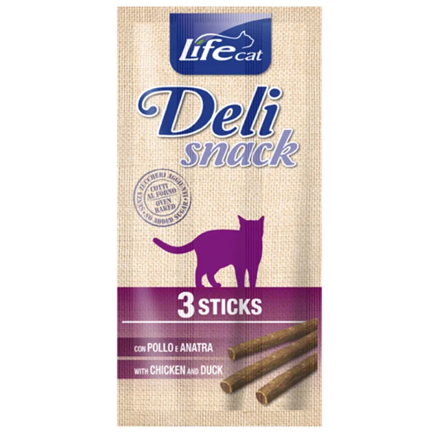 Лакомство LifeCat DeliSnack Sticks Chicken And Duck для кошек от 4 месяцев, с курицей и уткой, 15 г