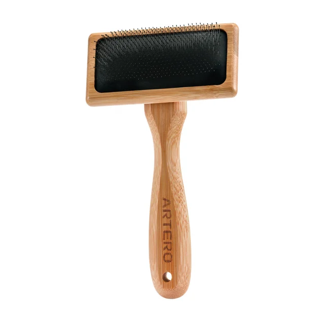 Щітка Artero Nature Collection для видалення підшерстя, 9×5 см