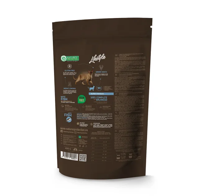 Беззерновой сухой корм Natures Protection Lifestyle Sterilised для стерилизованных кошек с белой рыбой, 400 г