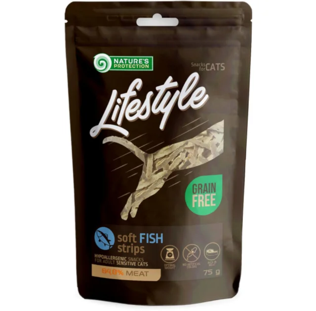 Ласощі Nature's Protection Lifestyle Snack cat Soft Fish Strips для котів, м'які смужки з риби, 75 г