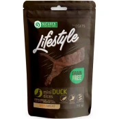 Ласощі Nature's Protection Lifestyle Snack For Cats Mini Duck Dices для котів, міні шматочки качки, 75 г