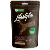 Ласощі Nature's Protection Lifestyle Rabbit with Blueberries для котів, м'ясо кролика з чорницею, 75 г