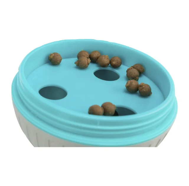 Мяч для лакомств Trixie Snack Ball для собак, пластик, 11 см, серый