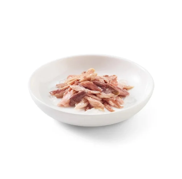 Влажный корм Schesir Tuna with Whitebaits, консервы для кошек, тунец с анчоусами в бульоне, 140 г
