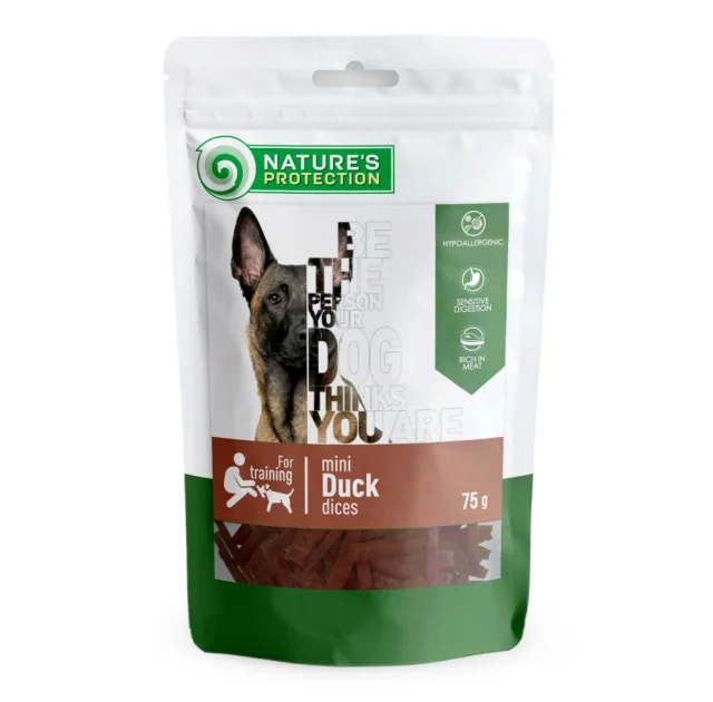 Лакомство Nature's Protection Mini Duck Dices для собак, маленькие кусочки утки, 75 г