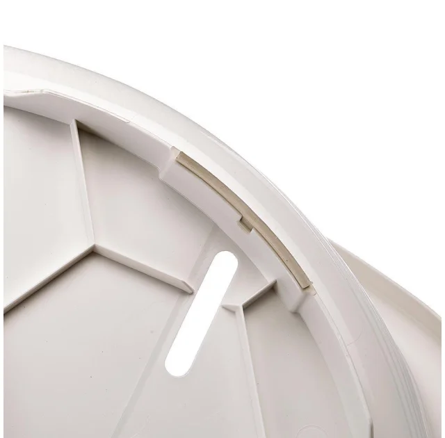 Пластиковий лежак Ferplast Siesta Deluxe 6 White з антиковзаючим покриттям, 70.5×52×23.5 см