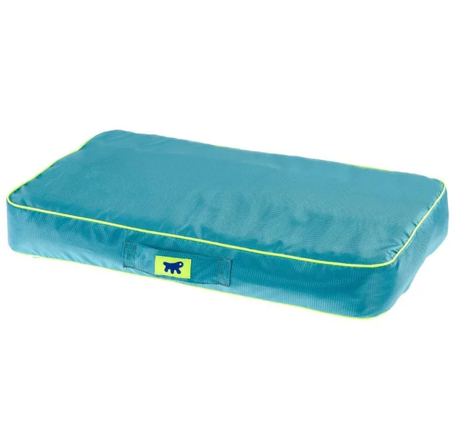 Подушка з міцного матеріалу Ferplast Polo 95 Cushion Blue для собак, синя, 95×60×8 см