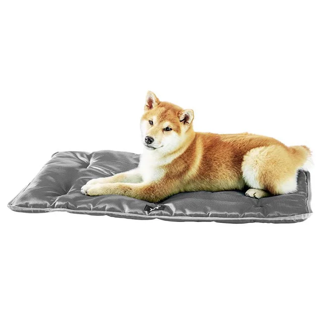 Водоотталкивающая подушка Ferplast Jolly 65 Cushion Grey для собак, сіра, 65×48 см